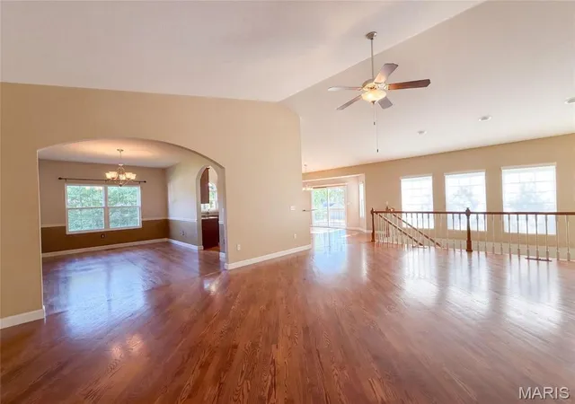 Photo 3 of Single family home for sale at 6 White Fang Dr, Glen Carbon, IL 62034 | MLS# MIS26057090 | Listing updated on 2026-09-24