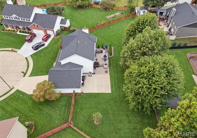 Photo 2 of Single family home for sale at 1592 Turn Crk Ct, O'fallon, IL 62269 | MLS# MIS26057093 | Listing updated on 2026-10-14