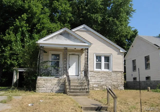 Single family home for sale at 6505 Joseph Ave, Saint Louis, MO 63133 | MLS# MIS26057094