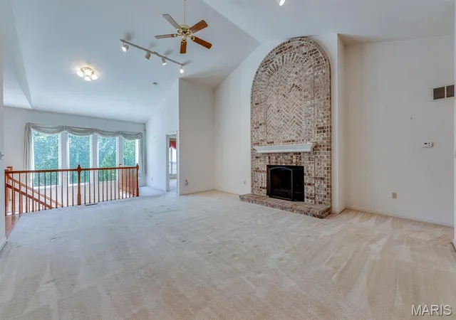 Photo 3 of Single family home for sale at 22 Gulf Shrs Dr, O Fallon, MO 63368 | MLS# MIS26057151 | Listing updated on 2026-10-08