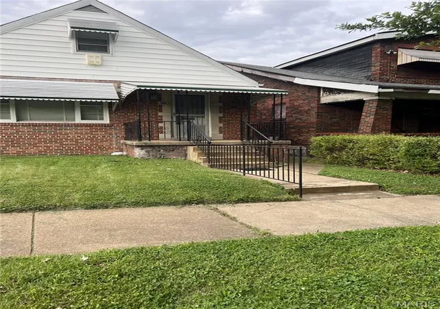Photo 2 of Single family home for sale at 4751 Penrose St, Saint Louis, MO 63115 | MLS# MIS26057152 | Listing updated on 2026-09-13