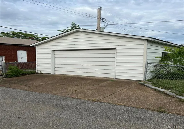 Photo 3 of Single family home for sale at 4751 Penrose St, Saint Louis, MO 63115 | MLS# MIS26057152 | Listing updated on 2026-09-13