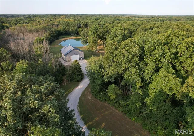 Photo 1 of Sale Pending at 11117 Audrain Rd 929, Mexico, MO 65265 | MLS# MIS26057162 | Listing updated on 2026-09-29
