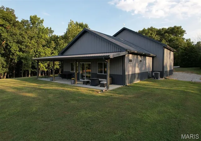 Photo 2 of Sale Pending at 11117 Audrain Rd 929, Mexico, MO 65265 | MLS# MIS26057162 | Listing updated on 2026-09-29