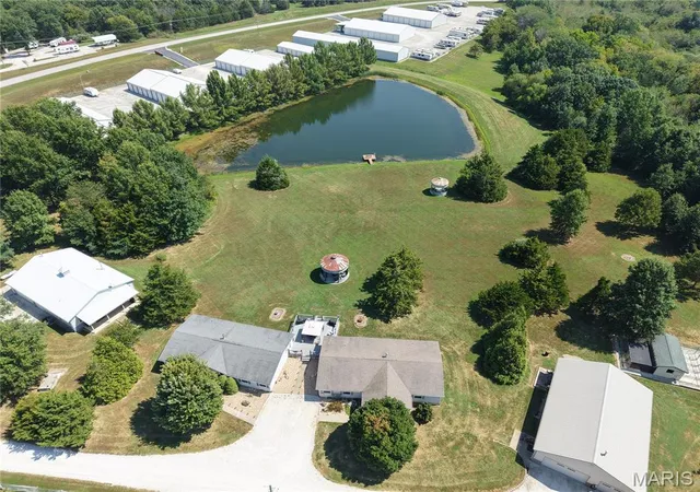 Photo 4 of Manufactured home for sale at 25247 Monroe Rd 581, Monroe City, MO 63456 | MLS# MIS26057172 | Listing updated on 2026-10-08