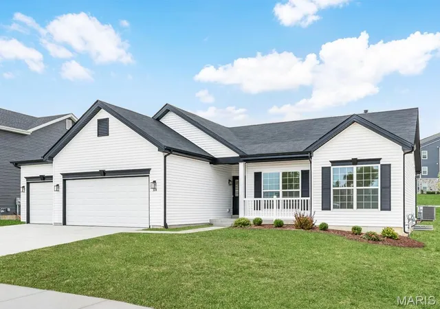 Photo 2 of Single family home for sale at 2 Hickory At Alder Crk, Wright City, MO 63390 | MLS# MIS26057178 | Listing updated on 2026-09-03