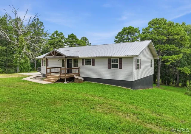 Photo 3 of Single family home for sale at 18331 County Rd 505, Winona, MO 65588 | MLS# MIS26057188 | Listing updated on 2026-09-03