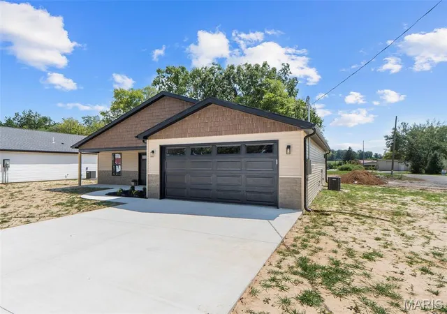Photo 2 of Single family home for sale at 1515 Mary St, Scott City, MO 63780 | MLS# MIS26057190 | Listing updated on 2026-09-14