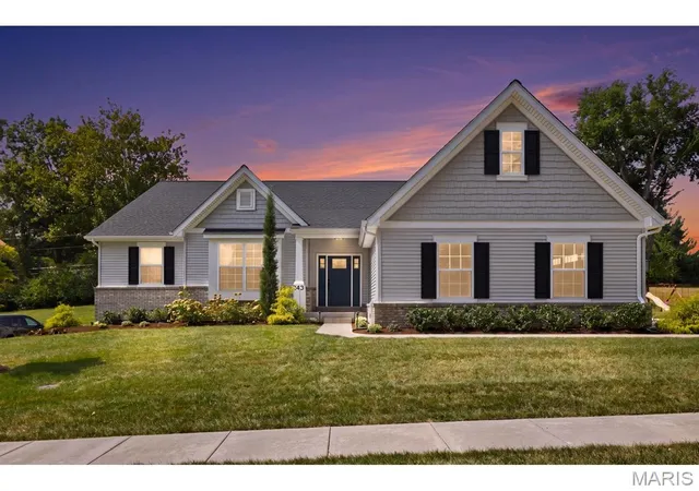 Single family home for sale at 545 Long Acres Ln, Saint Louis, MO 63132 | MLS# MIS26057206
