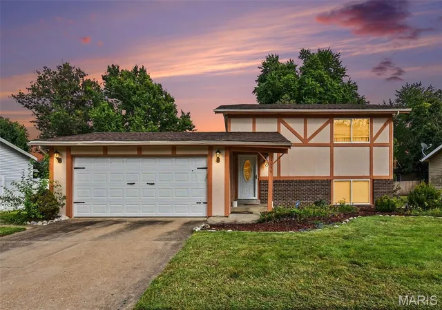 Single family home for sale at 4034 Hounds Hl Dr, Florissant, MO 63034 | MLS# MIS26057227