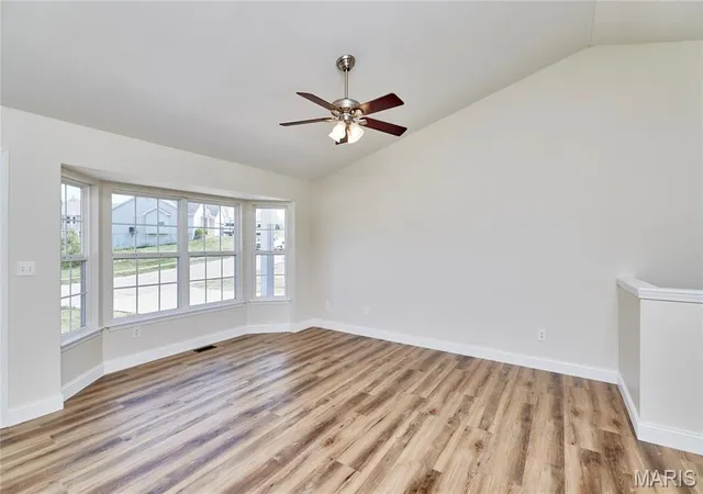 Photo 3 of Single family home for sale at 21 Great Owls Way, Winfield, MO 63389 | MLS# MIS26057234 | Listing updated on 2026-09-13