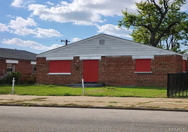 Photo 1 of Sale Pending at 2045 E John Ave, Saint Louis, MO 63107 | MLS# MIS26057266 | Listing updated on 2026-09-04