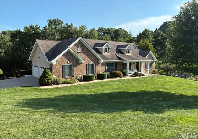 Single family home for sale at 4412 Augusta Shrs Dr, Augusta, MO 63332 | MLS# MIS26057268