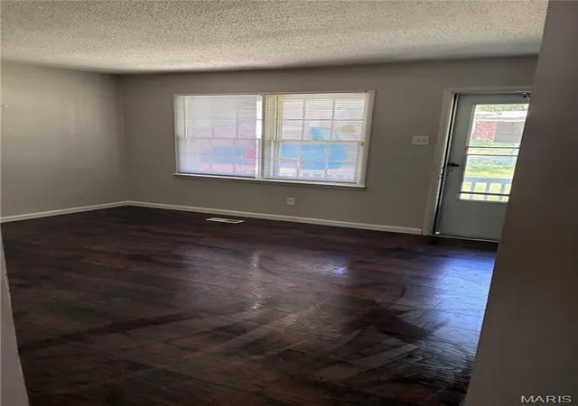 Photo 2 of Single family home for sale at 1506 Redman Blvd, Saint Louis, MO 63138 | MLS# MIS26057279 | Listing updated on 2026-10-05