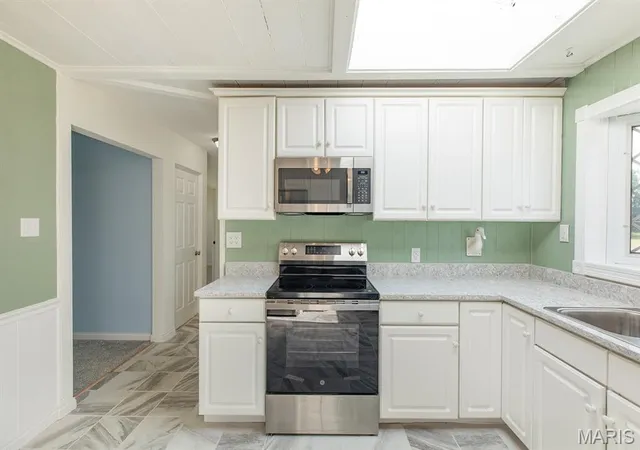 Photo 4 of Single family home for sale at 8204 Montclaire Ave, Brighton, IL 62012 | MLS# MIS26057280 | Listing updated on 2026-09-04