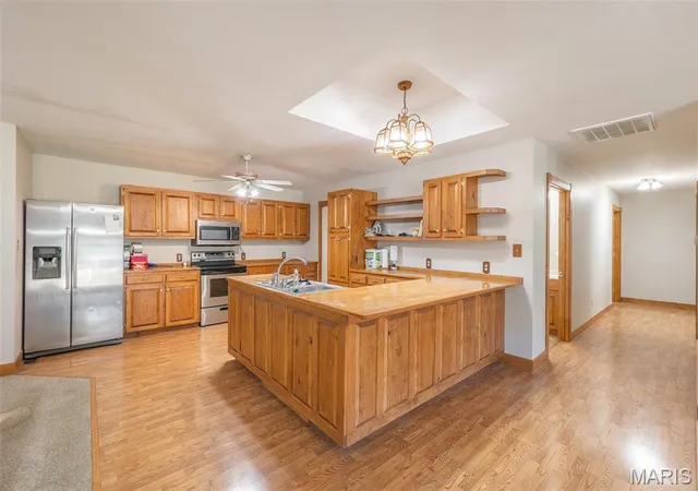 Photo 3 of Single family home for sale at 288 County Rd 476, Poplar Bluff, MO 63901 | MLS# MIS26057282 | Listing updated on 2026-09-05