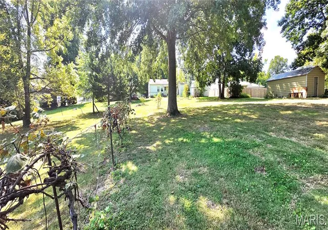 Photo 3 of Single family home for sale at 900 W Holmes St, Chester, IL 62233 | MLS# MIS26057284 | Listing updated on 2026-09-04