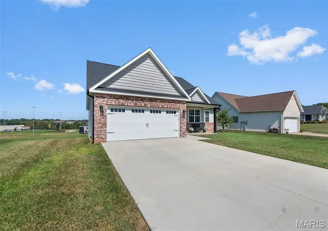 Photo 3 of Sale Pending at 2053 Ripken Way, Jackson, MO 63755 | MLS# MIS26057300 | Listing updated on 2026-09-05