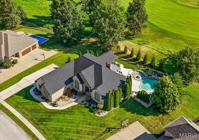 Photo 2 of Single family home for sale at 348 Forest Oaks Dr, Caseyville, IL 62232 | MLS# MIS26057309 | Listing updated on 2026-10-14