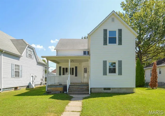Photo 1 of Single family home for sale at 1409 Lemon St, Highland, IL 62249 | MLS# MIS26057310 | Listing updated on 2026-09-04