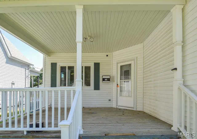 Photo 2 of Single family home for sale at 1409 Lemon St, Highland, IL 62249 | MLS# MIS26057310 | Listing updated on 2026-09-04