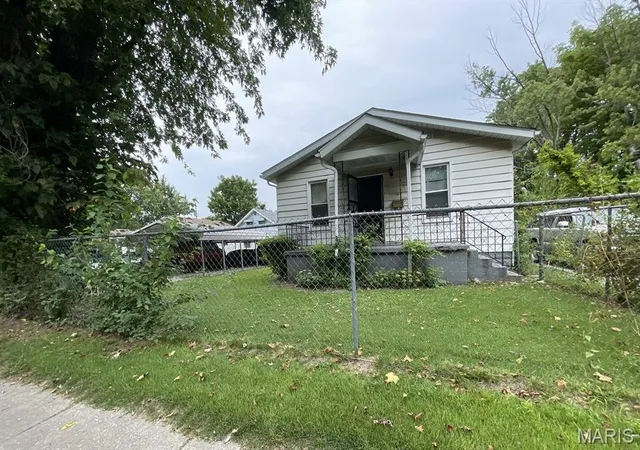 Photo 1 of Single family home for sale at 823 N 80th Street, East Saint Louis, IL 62203 | MLS# MIS26057320 | Listing updated on 2026-09-04