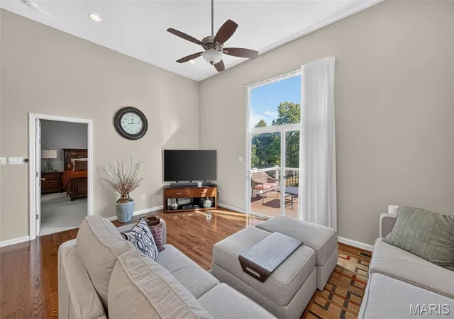 Photo 3 of Single family home for sale at 1052 Silo Bnd Dr, Wentzville, MO 63385 | MLS# MIS26057323 | Listing updated on 2026-10-20