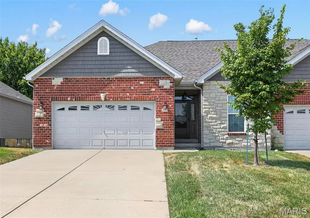 Photo 1 of Condo for sale at 232 Pierce View Cir, Wentzville, MO 63385 | MLS# MIS26057341 | Listing updated on 2026-09-17