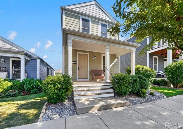 Photo 2 of Single family home for sale at 4009 Broad St, Saint Charles, MO 63301 | MLS# MIS26057355 | Listing updated on 2026-09-04