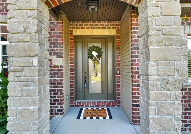 Photo 3 of Sale Pending at 1715 Shiloh Ridge Rd, Wildwood, MO 63005 | MLS# MIS26057365 | Listing updated on 2026-09-13
