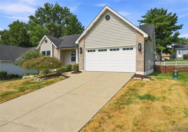 Photo 2 of Sale Pending at 1665 Wild Goose Run, Saint Charles, MO 63303 | MLS# MIS26057385 | Listing updated on 2026-09-14