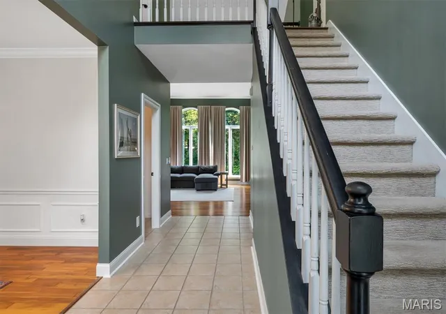 Photo 2 of Sale Pending at 776 Emerald Oaks Ct, Eureka, MO 63025 | MLS# MIS26057431 | Listing updated on 2026-09-12