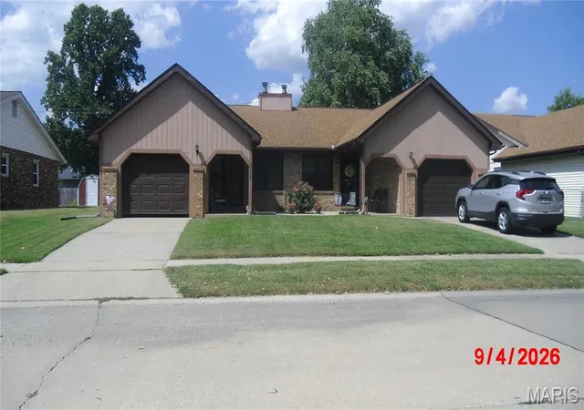 Photo 1 of Sale Pending at 3158 Yale Dr, Granite City, IL 62040 | MLS# MIS26057467 | Listing updated on 2026-09-05