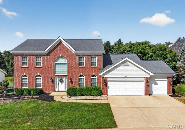 Photo 1 of Sale Pending at 511 Westonridge Ct, Twin Oaks, MO 63021 | MLS# MIS26057468 | Listing updated on 2026-09-25
