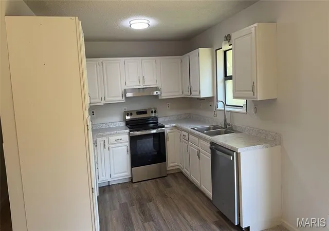 Photo 2 of Sale Pending at 112 Alden St, Troy, MO 63379 | MLS# MIS26057497 | Listing updated on 2026-10-01