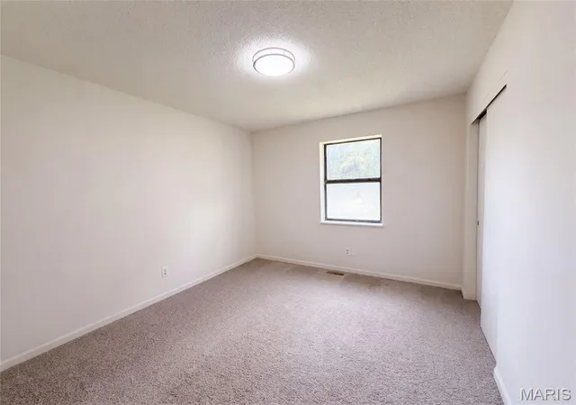 Photo 3 of Sale Pending at 112 Alden St, Troy, MO 63379 | MLS# MIS26057497 | Listing updated on 2026-10-01