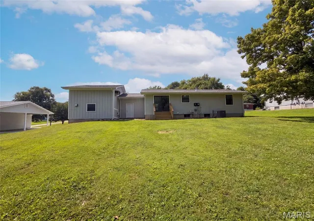 Photo 4 of Sale Pending at 112 Alden St, Troy, MO 63379 | MLS# MIS26057497 | Listing updated on 2026-10-01