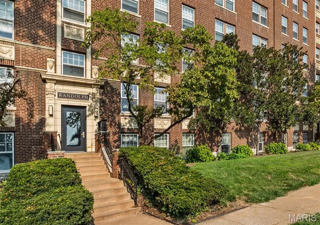 Photo 1 of Condo for sale at 321 Belt Ave #301, Saint Louis, MO 63112 | MLS# MIS26057506 | Listing updated on 2026-10-19