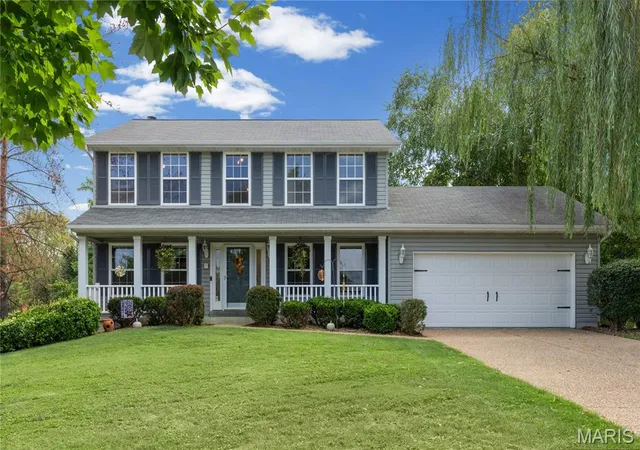 Photo 2 of Single family home for sale at 100 Quiet Grv Ct, Saint Peters, MO 63376 | MLS# MIS26057515 | Listing updated on 2026-09-13
