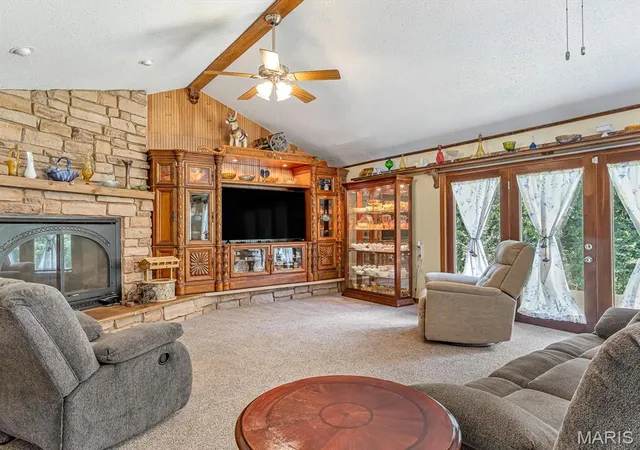 Photo 3 of Single family home for sale at 2150 Winter Ln, Godfrey, IL 62035 | MLS# MIS26057538 | Listing updated on 2026-09-12