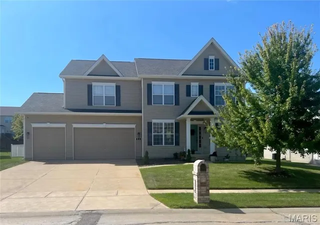 Photo 1 of Single family home for sale at 704 Chancellorsville Dr, Wentzville, MO 63385 | MLS# MIS26057549 | Listing updated on 2026-10-05