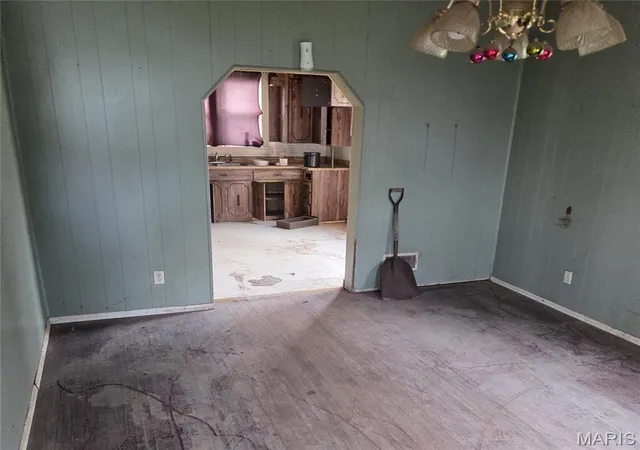 Photo 3 of Single family home for sale at 381 S Middle St, Addieville, IL 62214 | MLS# MIS26057590 | Listing updated on 2026-10-27