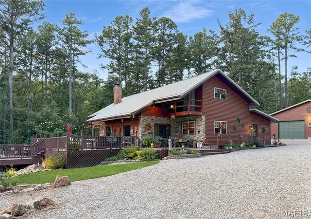 Single family home for sale at 10994 Crestwood Rd, Potosi, MO 63664 | MLS# MIS26057606