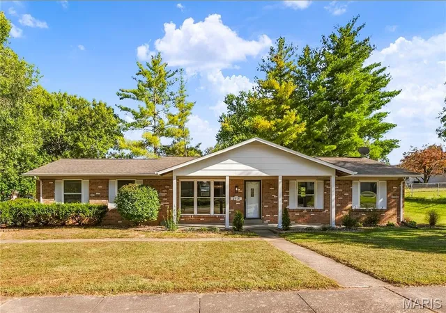 Single family home for sale at 2916 Thrush Dr, Saint Charles, MO 63301 | MLS# MIS26057613