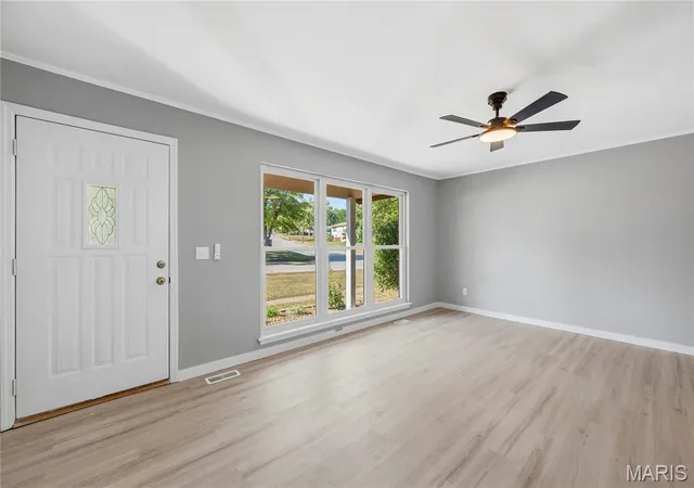 Photo 2 of Single family home for sale at 2916 Thrush Dr, Saint Charles, MO 63301 | MLS# MIS26057613 | Listing updated on 2026-10-10