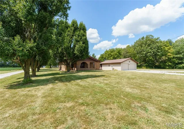 Photo 3 of Single family home for sale at 7043 Walsh Rd, Ellis Grove, IL 62241 | MLS# MIS26057628 | Listing updated on 2026-09-14