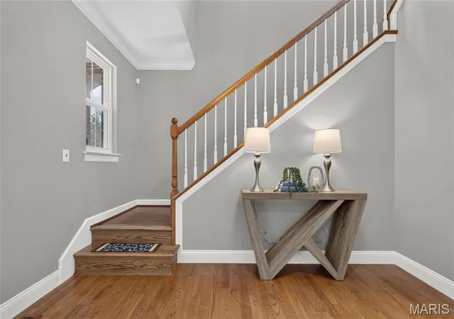Photo 3 of Sale Pending at 3843 Russell Blvd, Saint Louis, MO 63110 | MLS# MIS26057640 | Listing updated on 2026-10-19