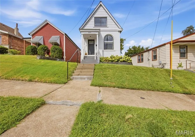 Photo 1 of Single family home for sale at 2621 Sublette Ave, Saint Louis, MO 63139 | MLS# MIS26057657 | Listing updated on 2026-09-14