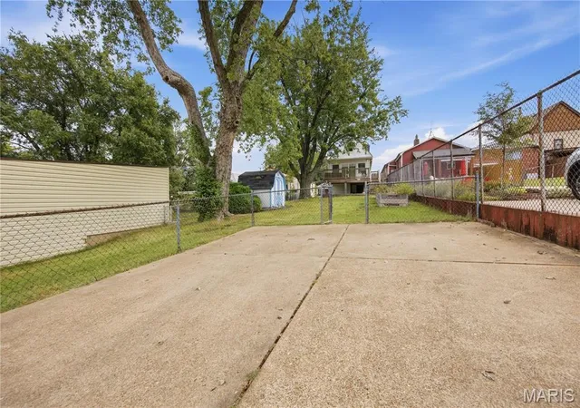 Photo 3 of Single family home for sale at 2621 Sublette Ave, Saint Louis, MO 63139 | MLS# MIS26057657 | Listing updated on 2026-09-14