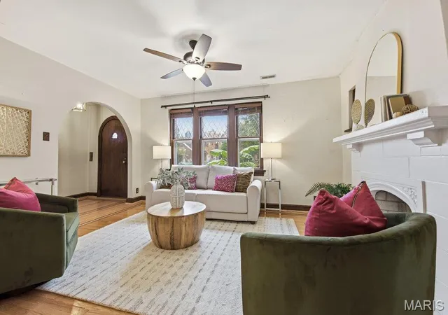 Photo 3 of Single family home for sale at 5635 Walsh St, Saint Louis, MO 63109 | MLS# MIS26057676 | Listing updated on 2026-10-19